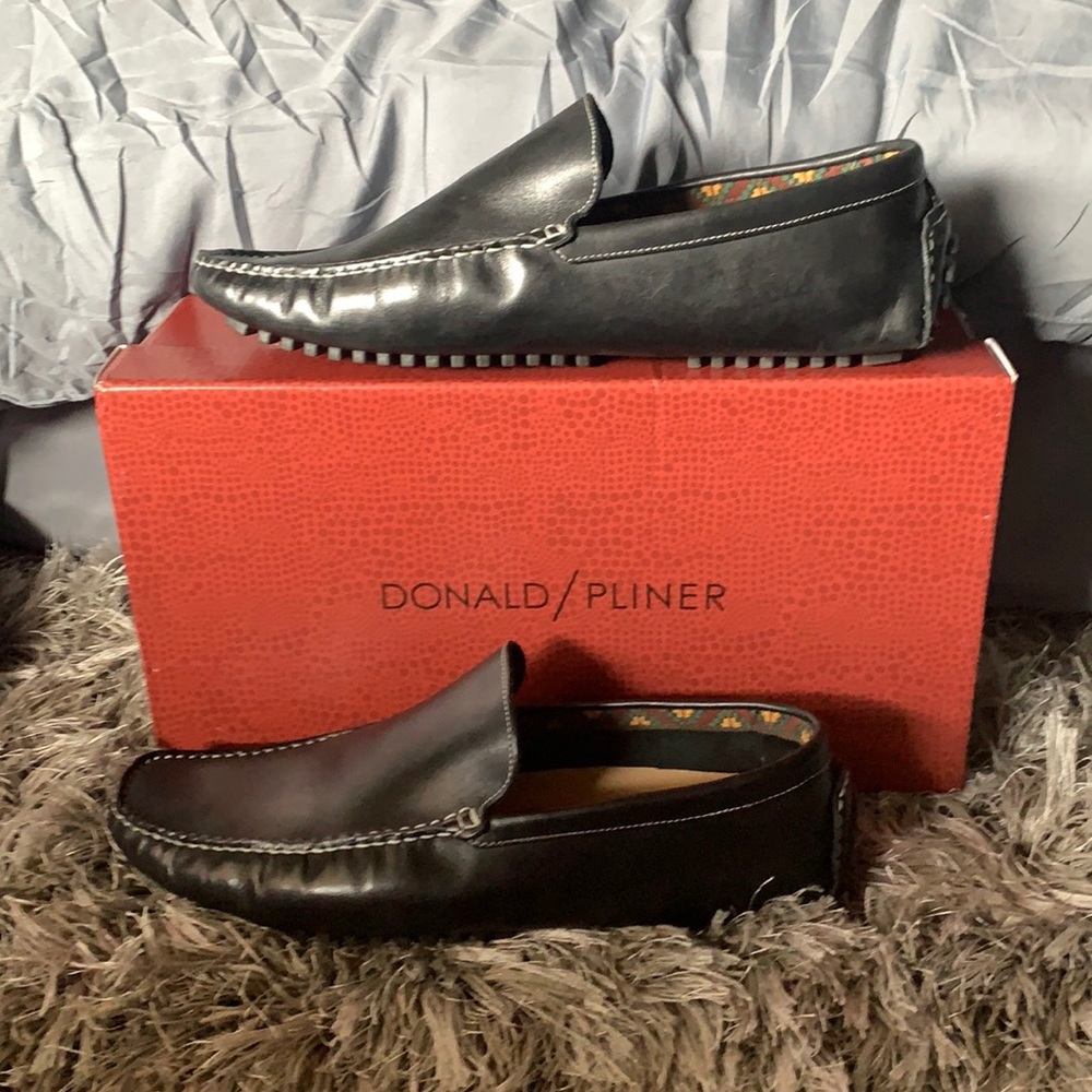 Donald Pliner men’s driving shoes. Worn once.